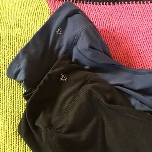 Betsey Johnson performance set of two leggings